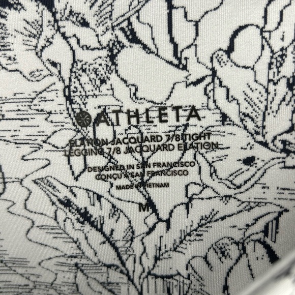 EUC Athleta Elation Jacquard 7/8 Leggings Black Eden Floral Size M - Picture 5 of 8